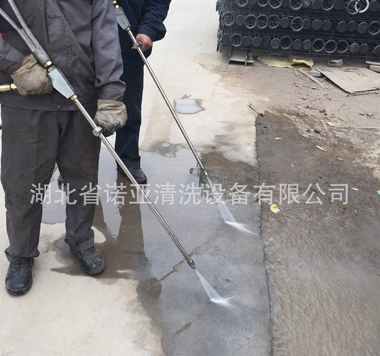 水電站高壓沖毛機(jī)現(xiàn)場(chǎng)
